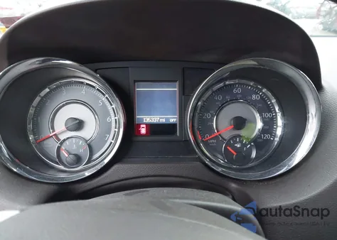 2016 Chrysler Town & Country Touring z USA, uszkodzony, nr VIN 2C4RC1BG9GR252487